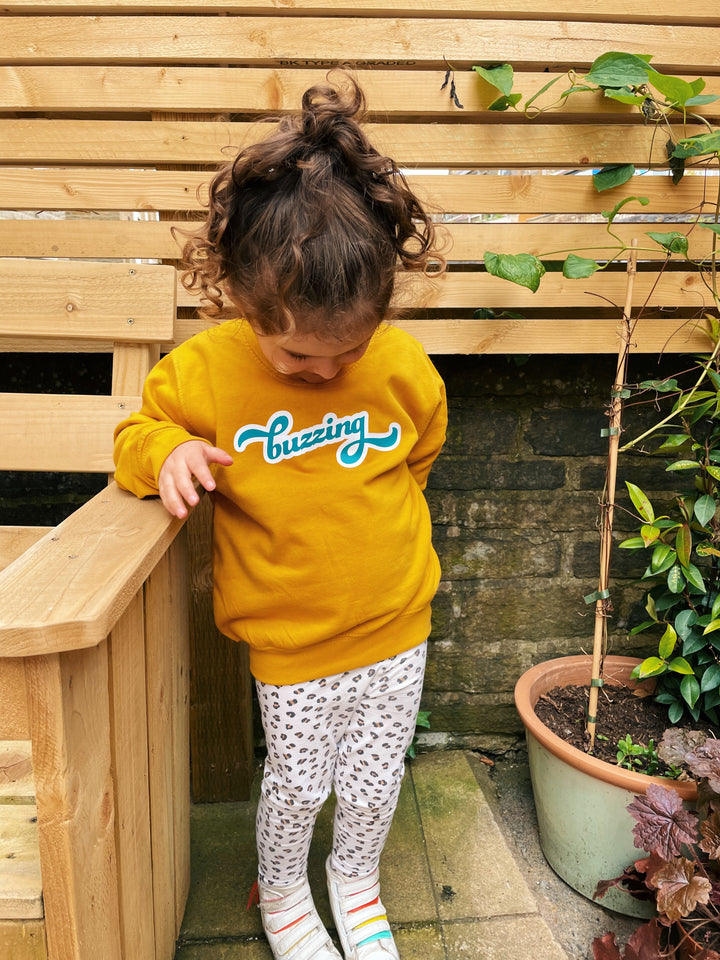 KIDS - Buzzing - Mustard Sweater